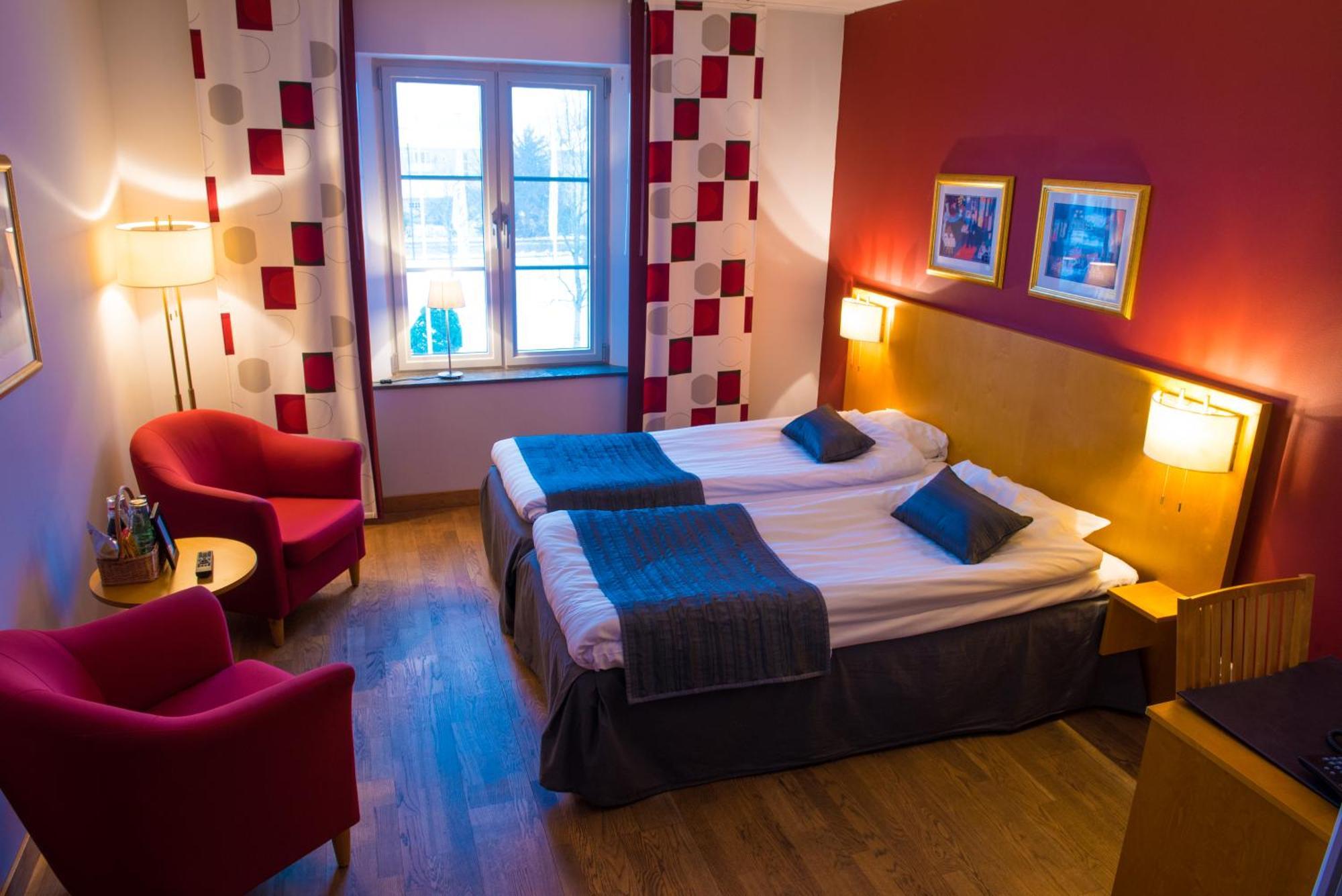 Hotel Lumber & Karle Kvänum Pokój zdjęcie
